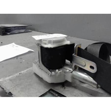 Ceinture avant gauche TOYOTA AURIS 2