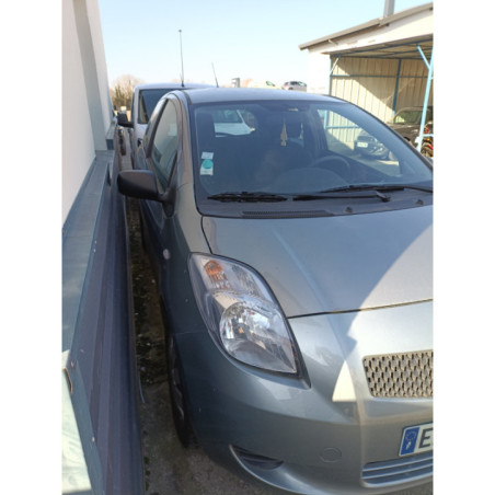 Capot TOYOTA YARIS 2 Photo n°1