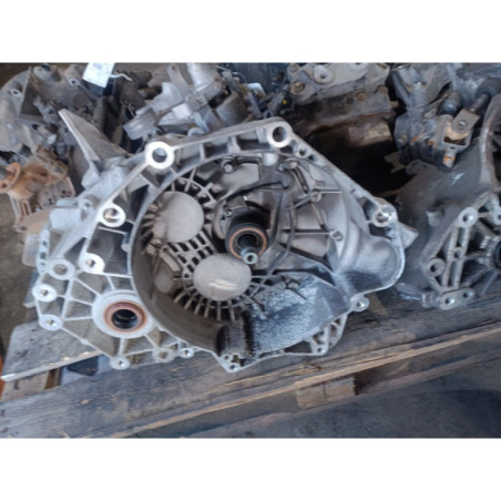 Boite de vitesses OPEL ASTRA J Photo n°1