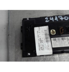 Ecran GPS PEUGEOT 308 2 Photo n°6