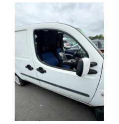 Feu arriere principal droit (feux) FIAT DOBLO 1 Photo n°17