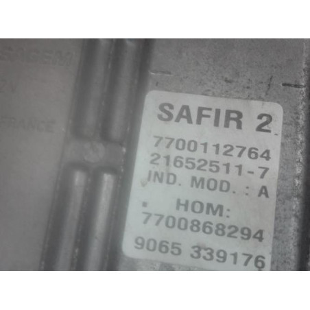 Calculateur moteur RENAULT CLIO 2