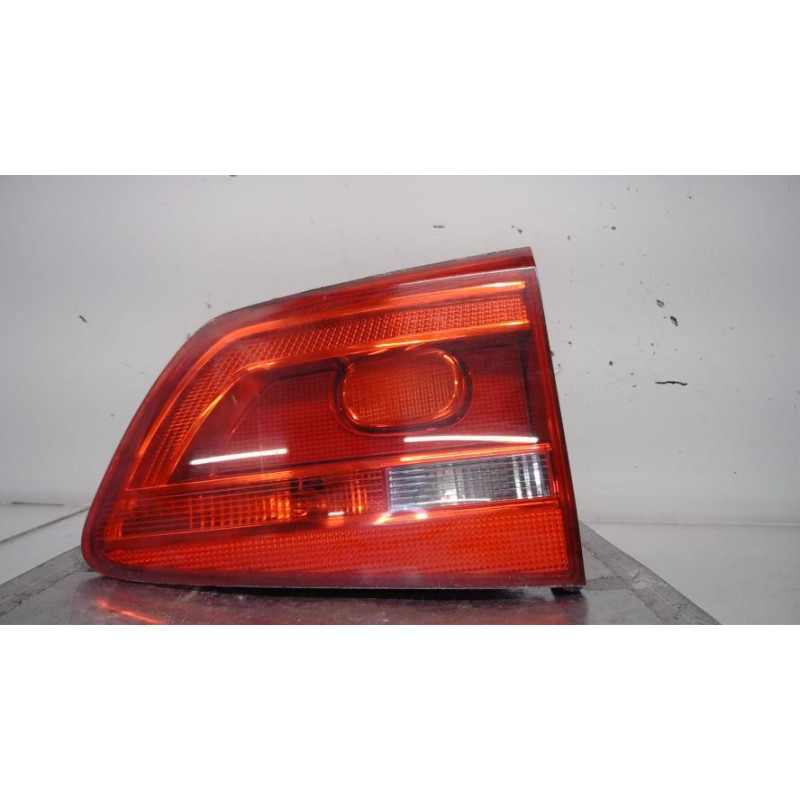 Feu arriere secondaire droit (feux) VOLKSWAGEN TOURAN 2