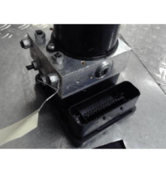 Bloc ABS (freins anti-blocage) BMW SERIE 1 E87 Photo n°4