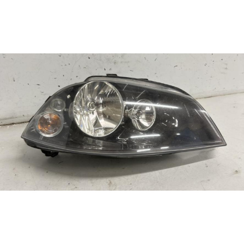 Optique avant principal droit (feux)(phare) SEAT IBIZA 3