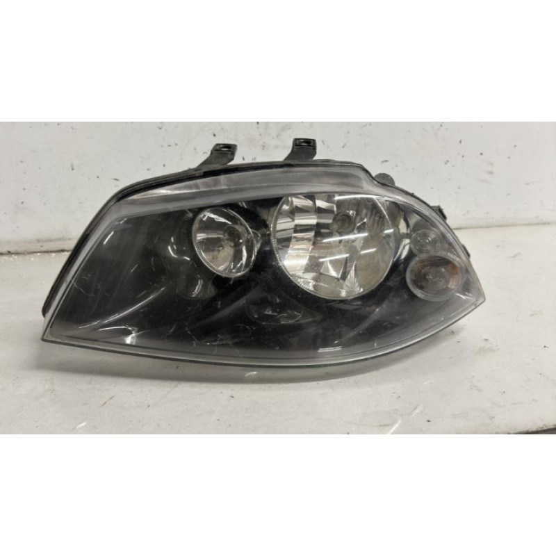 Optique avant principal gauche (feux)(phare) SEAT IBIZA 3