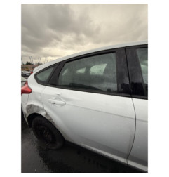 Calandre FORD FOCUS 3 Photo n°15