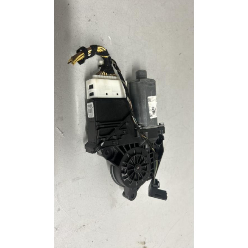 Moteur leve vitre arriere droit VOLKSWAGEN GOLF 6