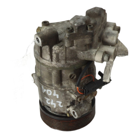 Compresseur clim BMW SERIE 1 E87 Photo n°1