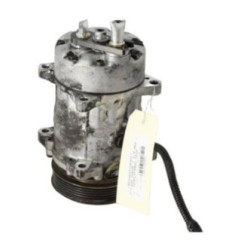 Compresseur clim PEUGEOT 206 Photo n°4