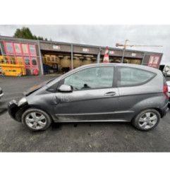 Porte avant droit MERCEDES CLASSE A 169 Photo n°18