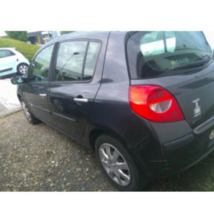 Plage arriere RENAULT CLIO 3 Photo n°10