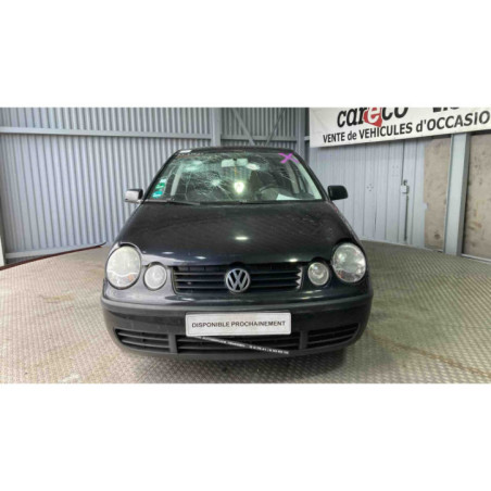 Calandre VOLKSWAGEN POLO 4 Photo n°1