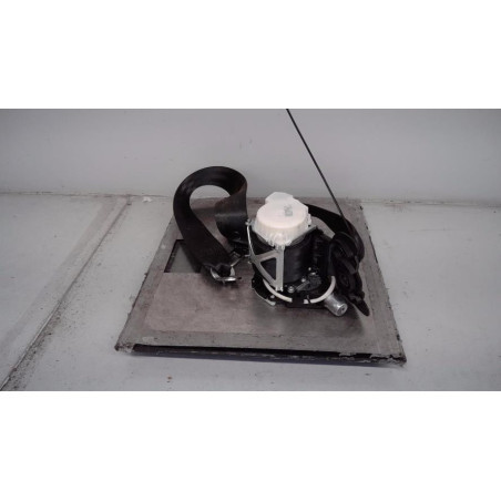 Ceinture avant droit VOLKSWAGEN PASSAT 6 Photo n°1