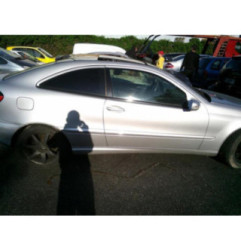 Pare choc arriere MERCEDES CLASSE C 203 COUPE SPORT Photo n°6