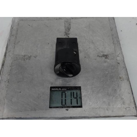 Commande de phare VOLKSWAGEN POLO 4 Photo n°1