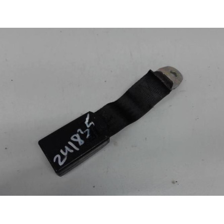 Attache ceinture arriere gauche OPEL KADETT D