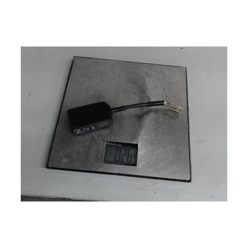 Attache ceinture avant droit OPEL KADETT D