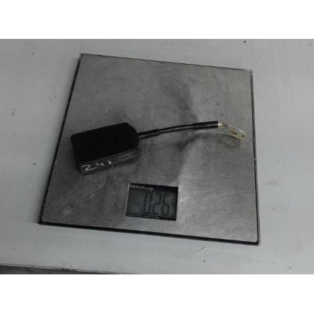 Attache ceinture avant droit OPEL KADETT D Photo n°1