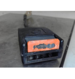 Attache ceinture avant gauche OPEL KADETT D Photo n°3