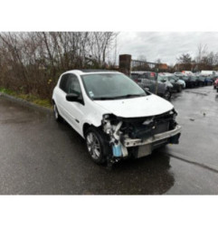 Capot RENAULT CLIO 3 Photo n°3