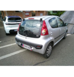 Ceinture avant gauche PEUGEOT 107 Photo n°4