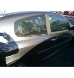 Plage arriere RENAULT CLIO 3 Photo n°8