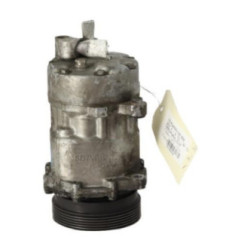 Compresseur clim VOLKSWAGEN GOLF 4 Photo n°3