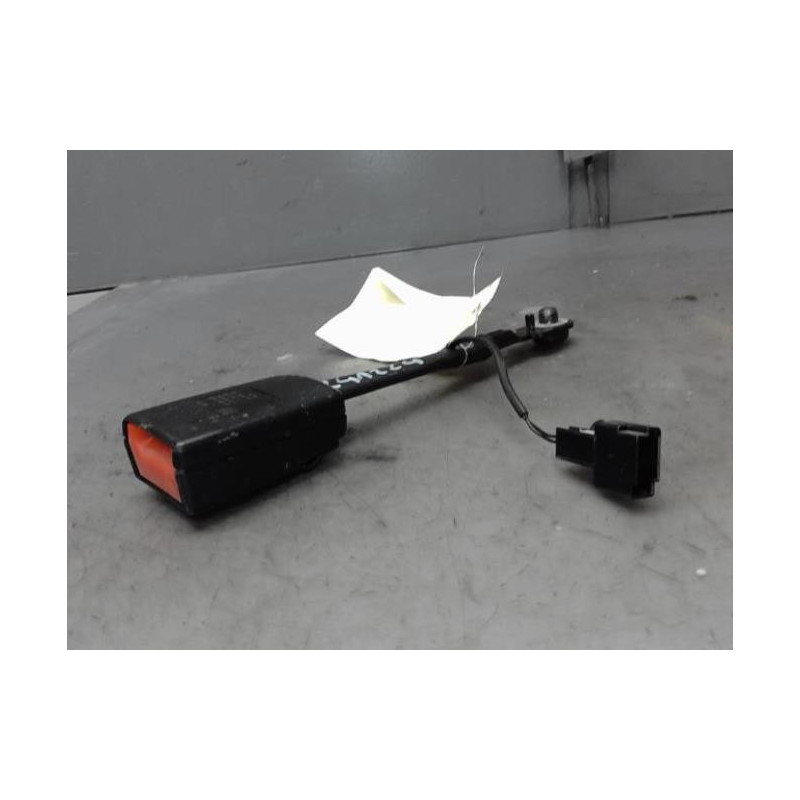 Attache ceinture avant gauche OPEL ASTRA J