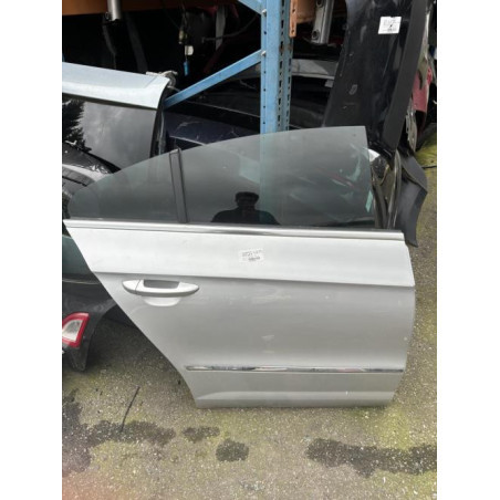 Porte arriere droit VOLKSWAGEN PASSAT 5 Photo n°1
