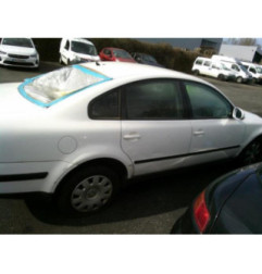 Moteur leve vitre arriere droit VOLKSWAGEN PASSAT 4 Photo n°8