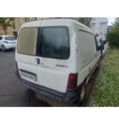 Calandre PEUGEOT PARTNER 1 Photo n°13