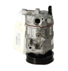 Compresseur clim VOLKSWAGEN GOLF 7 Photo n°4