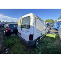 Calandre PEUGEOT PARTNER 1 Photo n°8