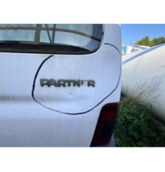 Calandre PEUGEOT PARTNER 1 Photo n°16