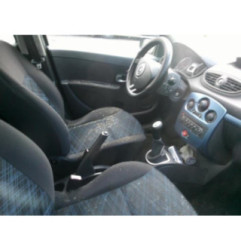 Aile avant gauche RENAULT CLIO 3 Photo n°4
