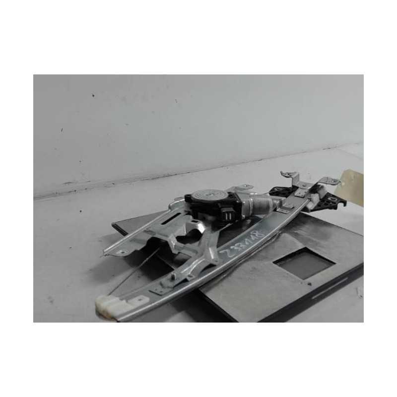 Moteur leve vitre avant droit HONDA CIVIC 8