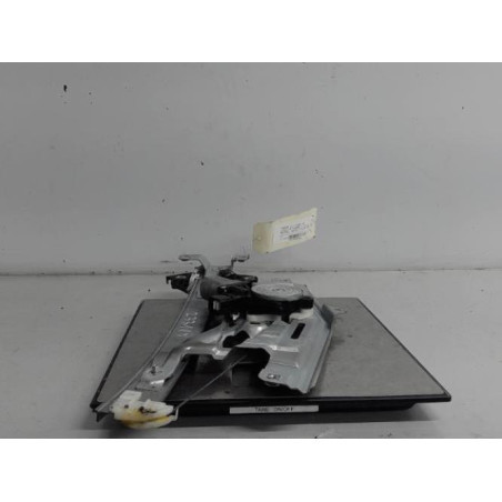 Moteur leve vitre avant gauche HONDA CIVIC 8