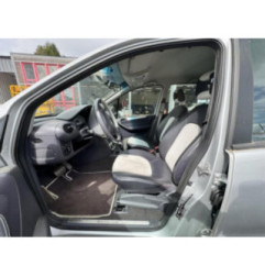 Pare choc arriere MERCEDES CLASSE A 168 Photo n°20