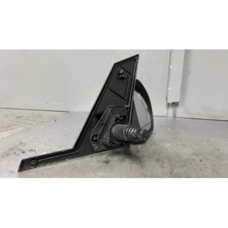 Retroviseur droit MITSUBISHI COLT 6