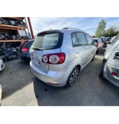 Attache ceinture avant droit VOLKSWAGEN GOLF PLUS Photo n°10