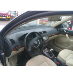 Plage arriere SKODA OCTAVIA 2 Photo n°8