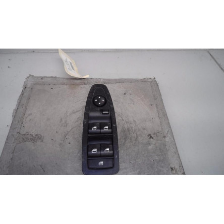 Interrupteur de leve vitre avant gauche BMW SERIE 1 F20 Photo n°1