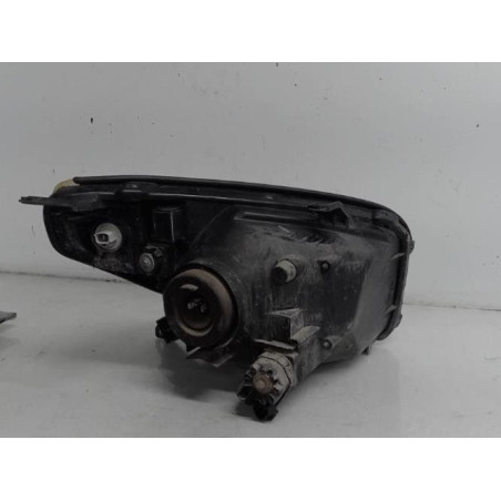 Optique avant principal gauche (feux)(phare) TOYOTA RAV4 2