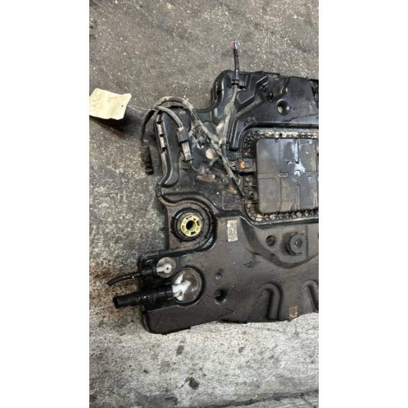 Reservoir cerine PEUGEOT 208 1