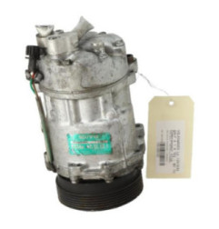 Compresseur clim VOLKSWAGEN GOLF 4 Photo n°5