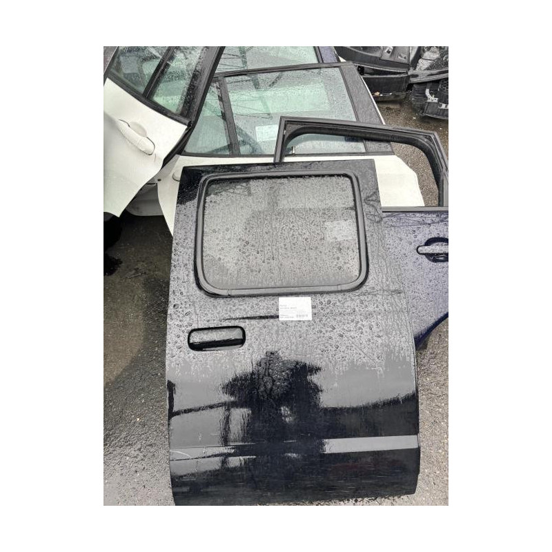 Porte arriere droit NISSAN PICK-UP 3