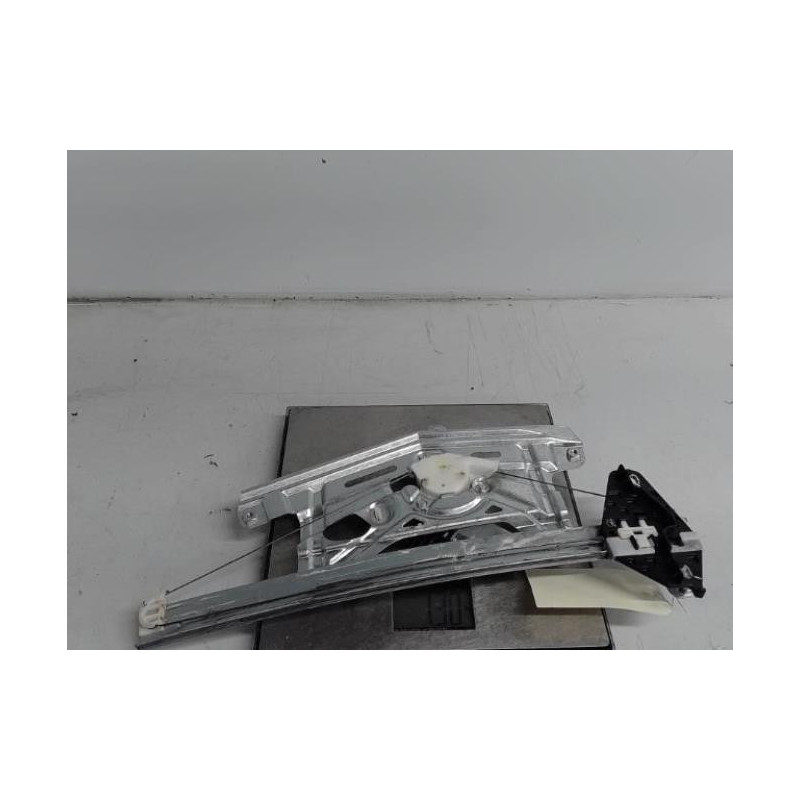 Moteur leve vitre avant gauche HONDA CIVIC 7