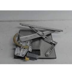 Moteur leve vitre avant droit TOYOTA YARIS 1