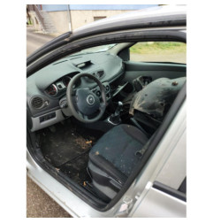 Plage arriere RENAULT CLIO 3 Photo n°12